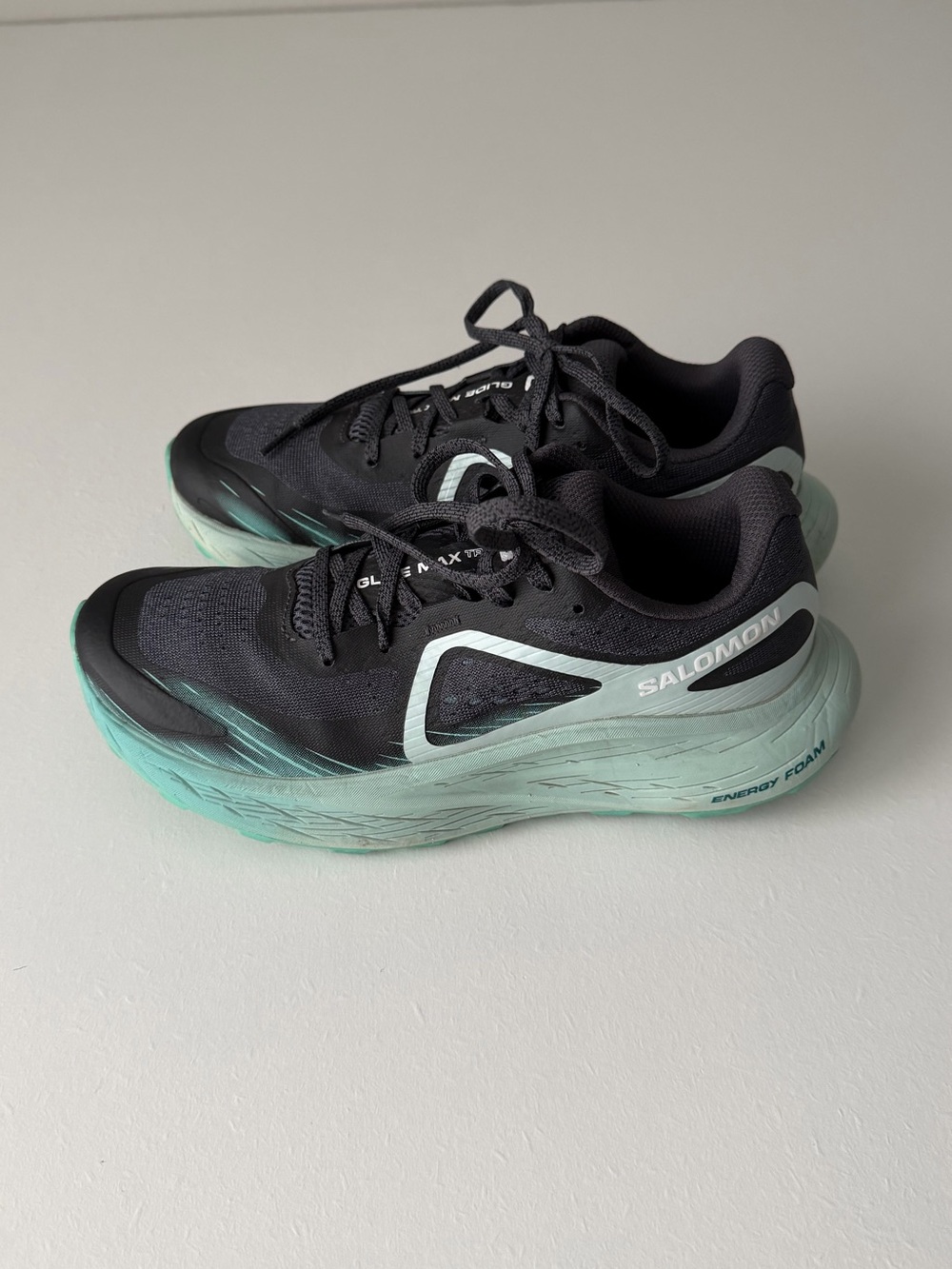 Women’s Salomon Glide Max Shoes